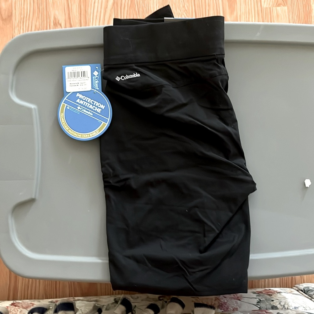 Size M active fit ankle pants - Columbia- tags on
